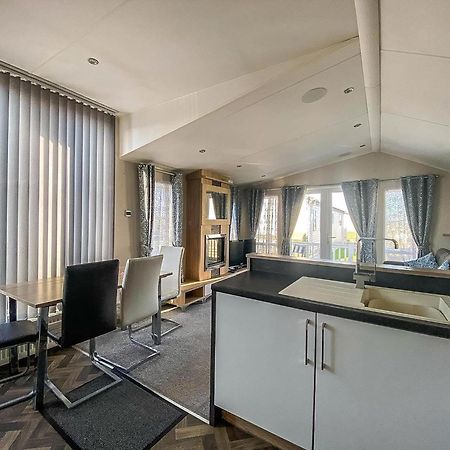 Luxury Caravan At Seaview Holiday Park In Kent Ref 47034Pb Whitstable Ngoại thất bức ảnh