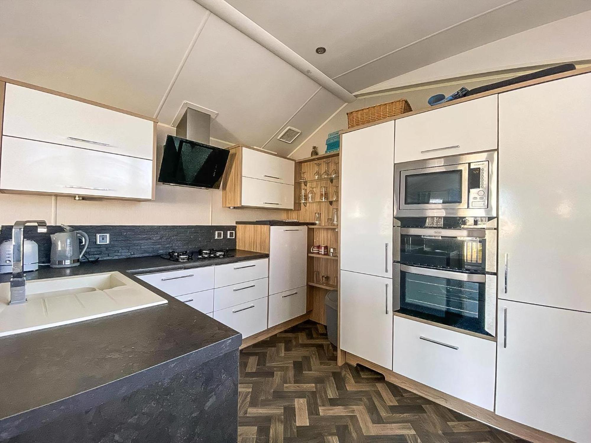 Luxury Caravan At Seaview Holiday Park In Kent Ref 47034Pb Whitstable Ngoại thất bức ảnh