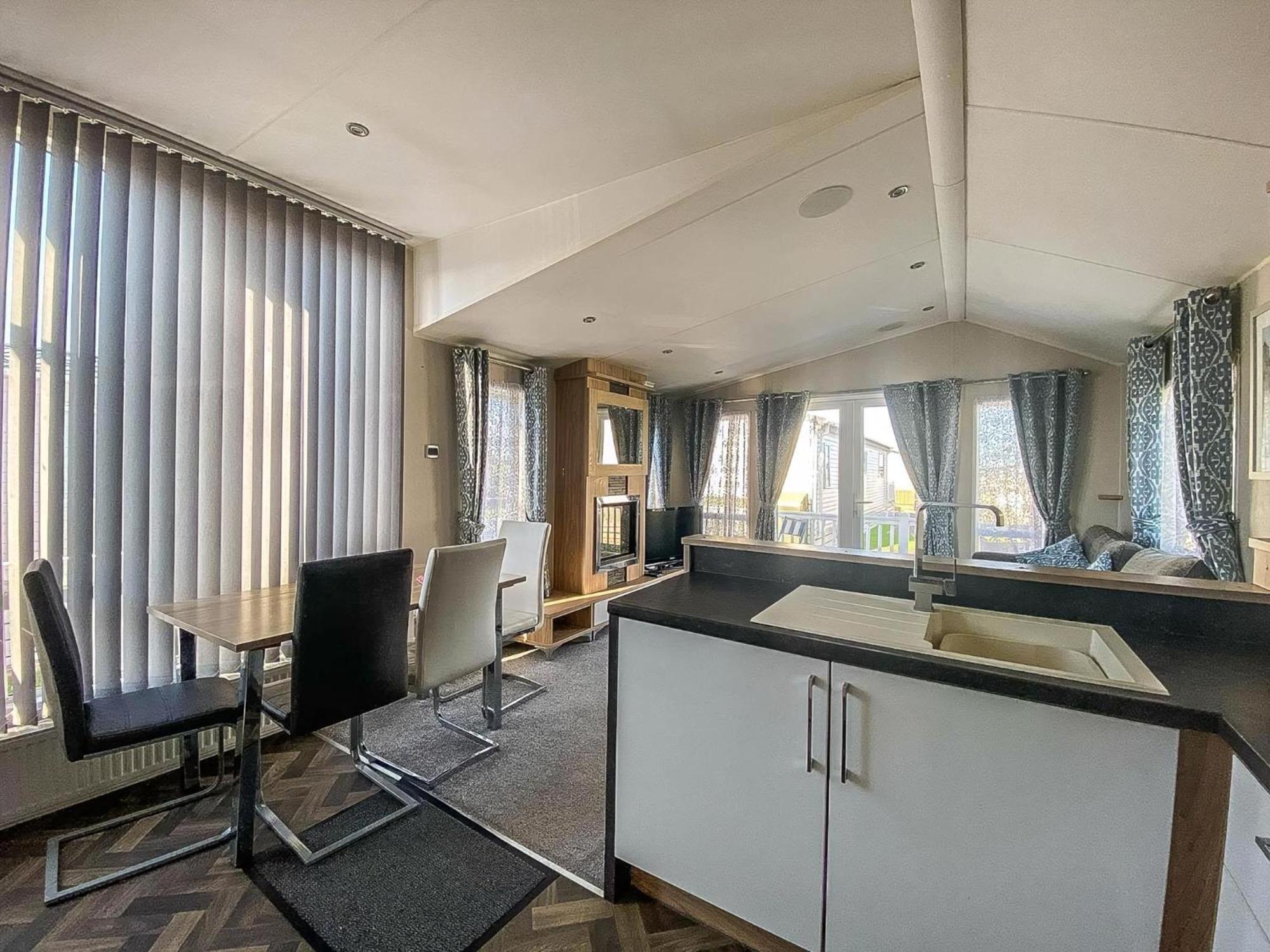 Luxury Caravan At Seaview Holiday Park In Kent Ref 47034Pb Whitstable Ngoại thất bức ảnh